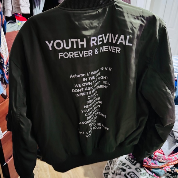 Forever 21 Mens Youth Revival Bomber Jacket With Patches Size Xs - Picture 3 of 5